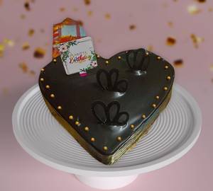 Heart shape cake chocolate