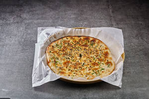 Amritsari Kulcha (1 Pc)