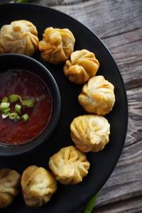 Fried chicken cheese momos