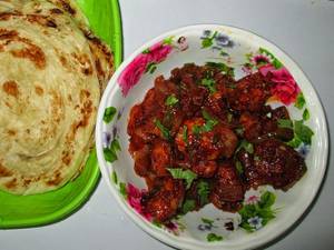 Combo Chilly Chicken + 3 Coin Parotta