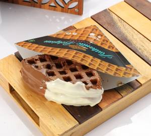 Dark And White Chocolate Waffle