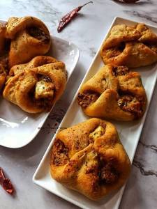 Paneer Veggie Zingy Parcel (3 Pcs)
