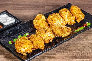 Crunchy Paneer Momos