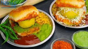 Classic Mumbaiya Vada Pav