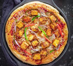 Paneer Makhani Pizza