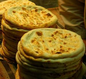 Khameeri Naan