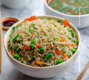 Veg fried rice                                                                                                                                  
