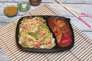Paneer Chilly Gravy With Veg Hakka Noodles