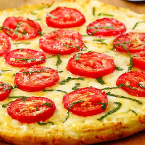 Cheese And Tomato Pizza