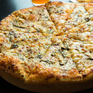 Mushroom Supremo Pizza
