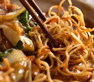 Veg Cantonese Gravy Chow (Noodles N Gravy Packed Seperately)
