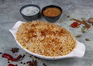 Special Hyderabad Veg Biryani Large
