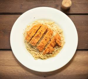 Spaghetti Alfredo With Chicken Schnitzel