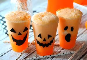 Golden Glow Ice Cream Soda 