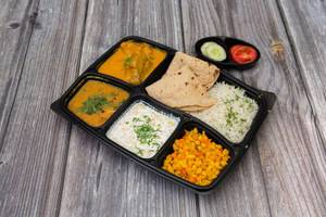 Jain Shahi Paneer Thali