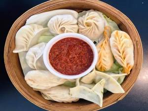 Veg Mix Momos (10 Pcs)