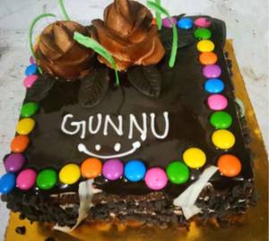 Chocolate Eggless Premium Cake 