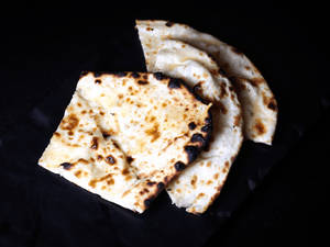 1 Tandoori Cheese Naan