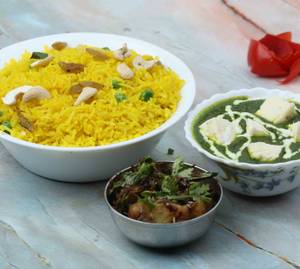 Pulav With Palak Paneer And Aloo Jeera Combo
