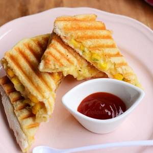 Cheese And Corn Sandwich