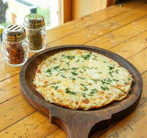 Simple Margherita Pizza [9 inches]