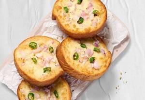 Corn N Jalapenos Garlic Bread