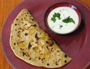 Aloo Tawa Paratha with Curd