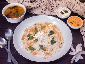 Coconut Uttapam