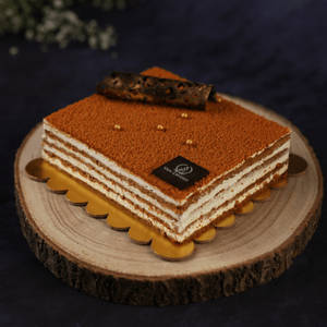 Russian Medovik Cake (500g)