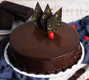 Eggless Chocolate Overloaded Cake [500 Grams]