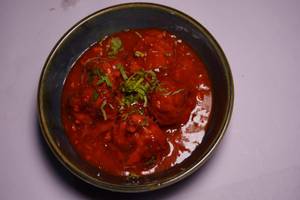 Veg Gravy Momos