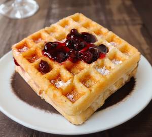 Blueberry creamchesse waffle