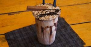 Kit Kat Shake