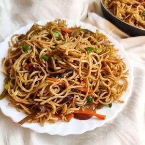 Veg Chowmein 