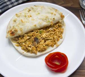 Butter Chicken Shawarma