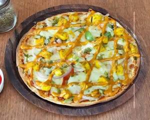 Large Onion Coen Paneer Pizza