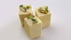 Desi Ghee Soan Papdi [250 Grams]