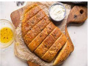 Garlic Bread + Cheesy Dip