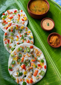 Mix Veg Uttapam