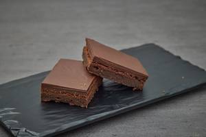 1pc Brownie Belgium Intense Chocolate (Egg)