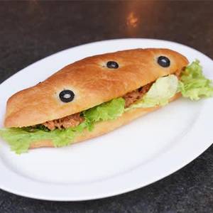 Peri Peri Paneer Focaccia Sandwich - Serves 1