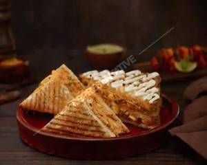 Paneer Tandoori Sandwich (Spicy)