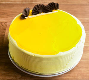 Mango Fresh Cream Cake