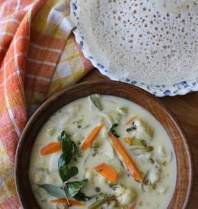 Appam (2 pcs) with veg curry                                            