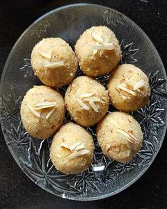 Pure Ghee Panchdhari Ladoo [1 Kg]