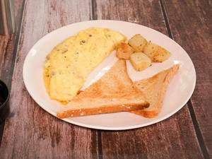 Mushroom, Corn & Cheese Omelette