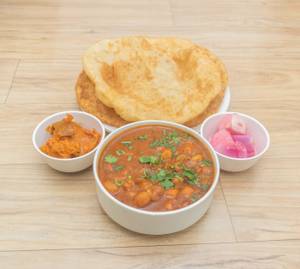 Special chola bhatoora