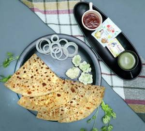 Gobhi Pyaz Paratha