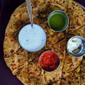 Aloo Paneer Achari Parantha