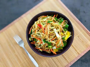 Veg Hakka Noodles